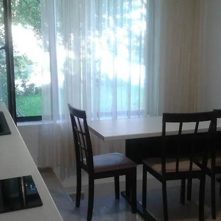 House Lia Lejlighed *