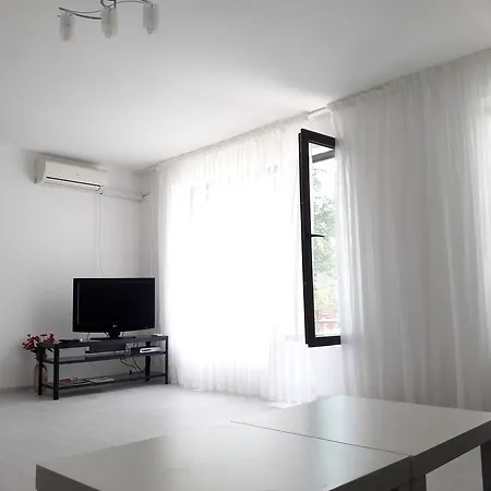 House Lia *